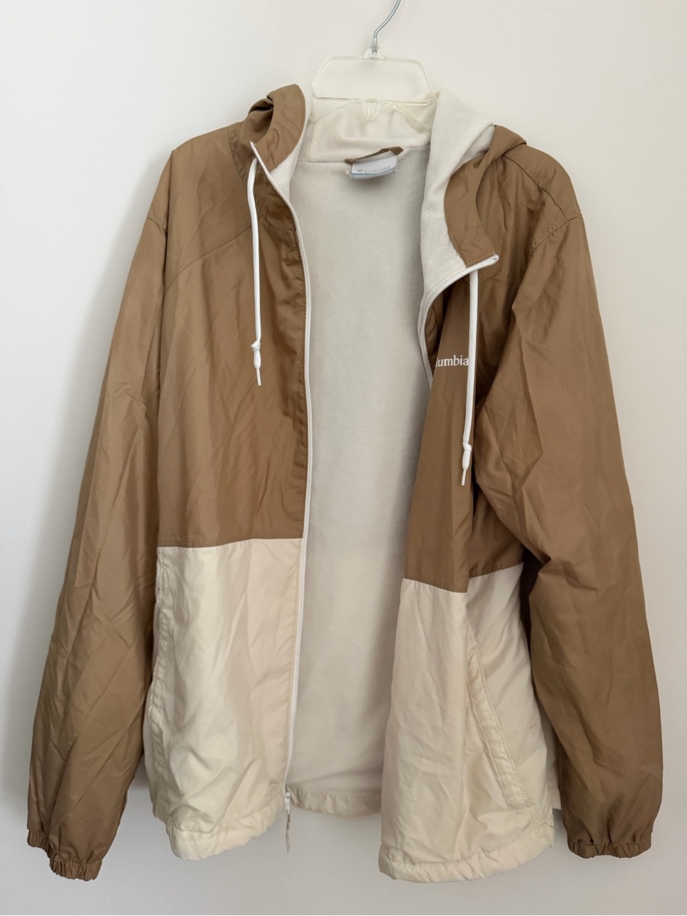 Columbia Two-Tone Tan and Cream Windbreaker Jacket